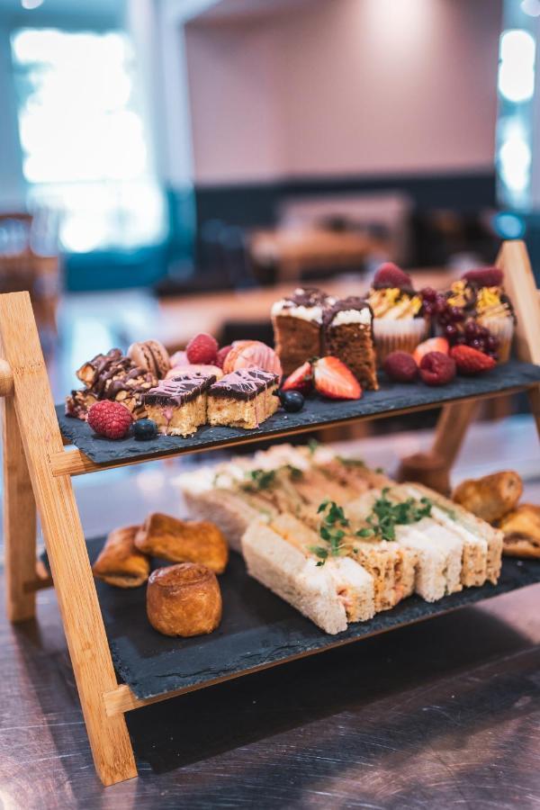 Portbyhan Hotel Лу Екстериор снимка