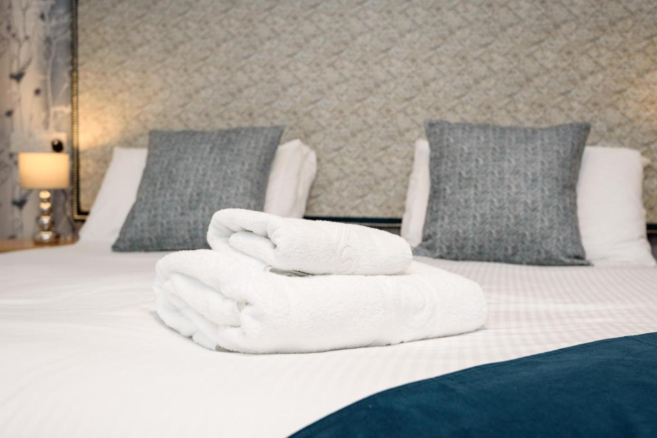Portbyhan Hotel Лу Екстериор снимка