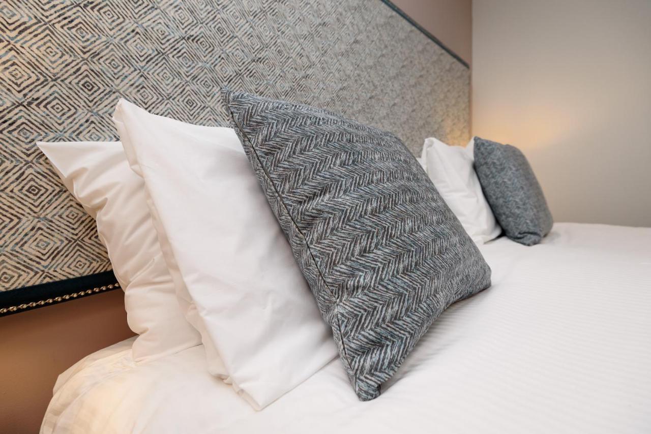 Portbyhan Hotel Лу Екстериор снимка